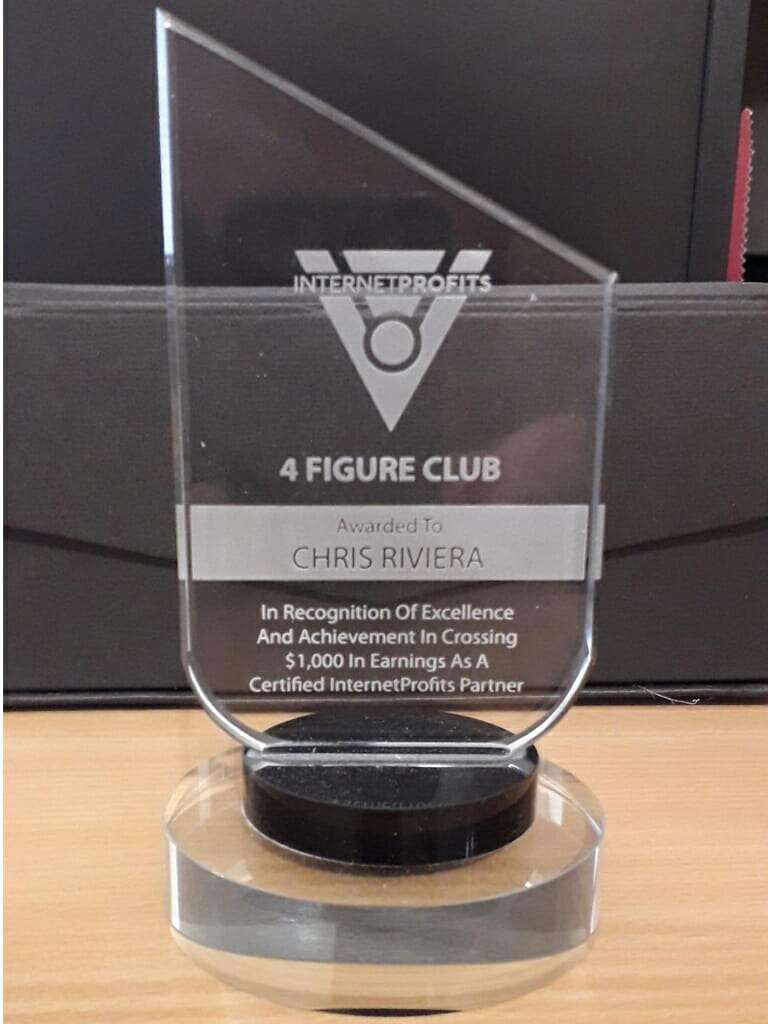 4 figure award